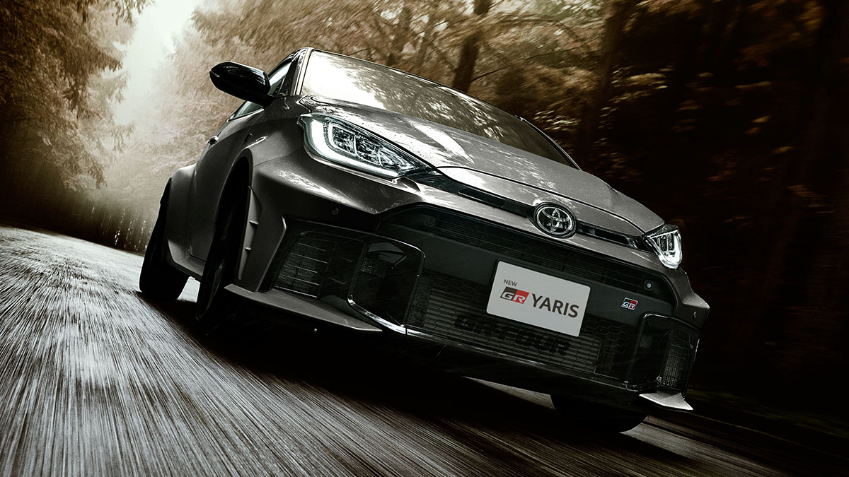 NEW GR YARIS